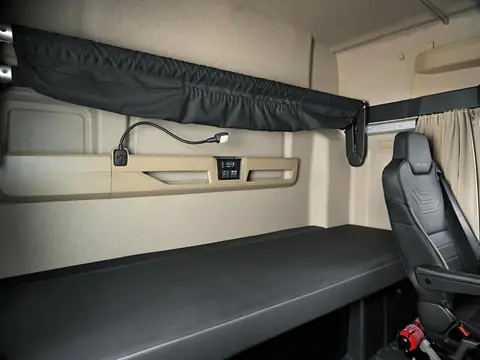 Meteor 29.520: foto interior 5